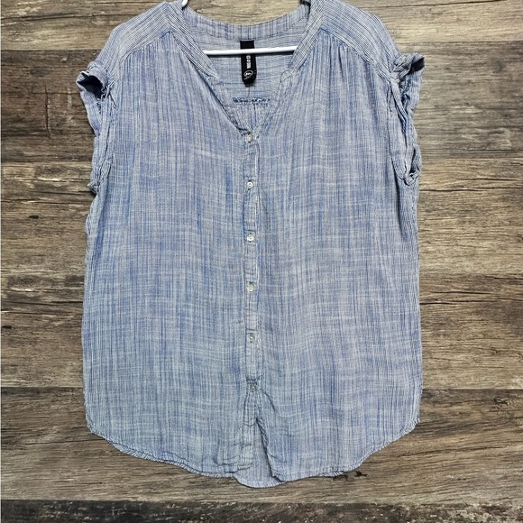 Agnes & Dora Blue Button Down Blouse Relaxed Fit - Picture 1 of 5